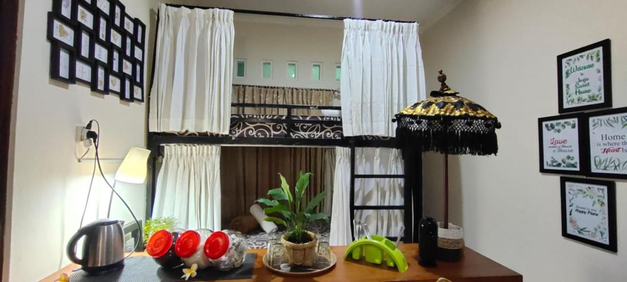 Coliving Jogja Sweet Home Kost Lengkap Di Jogjakarta المظهر الخارجي الصورة