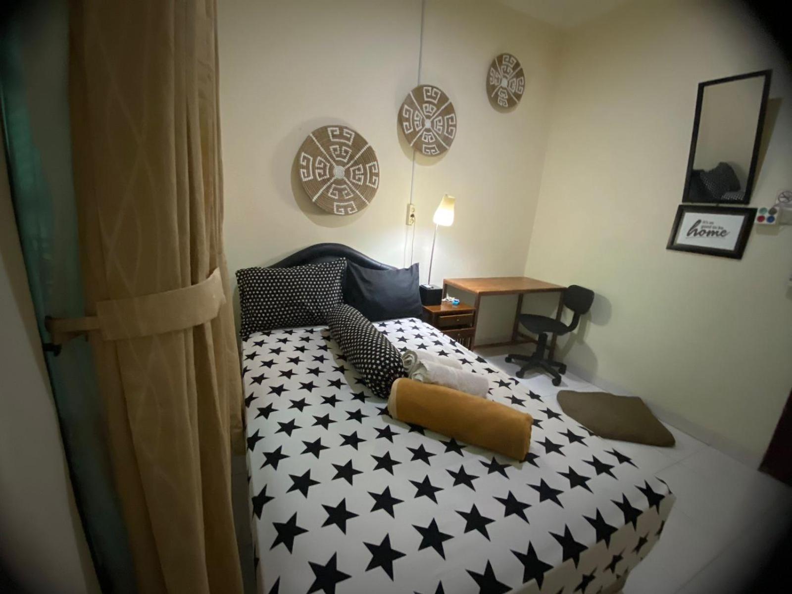 Coliving Jogja Sweet Home Kost Lengkap Di Jogjakarta الغرفة الصورة