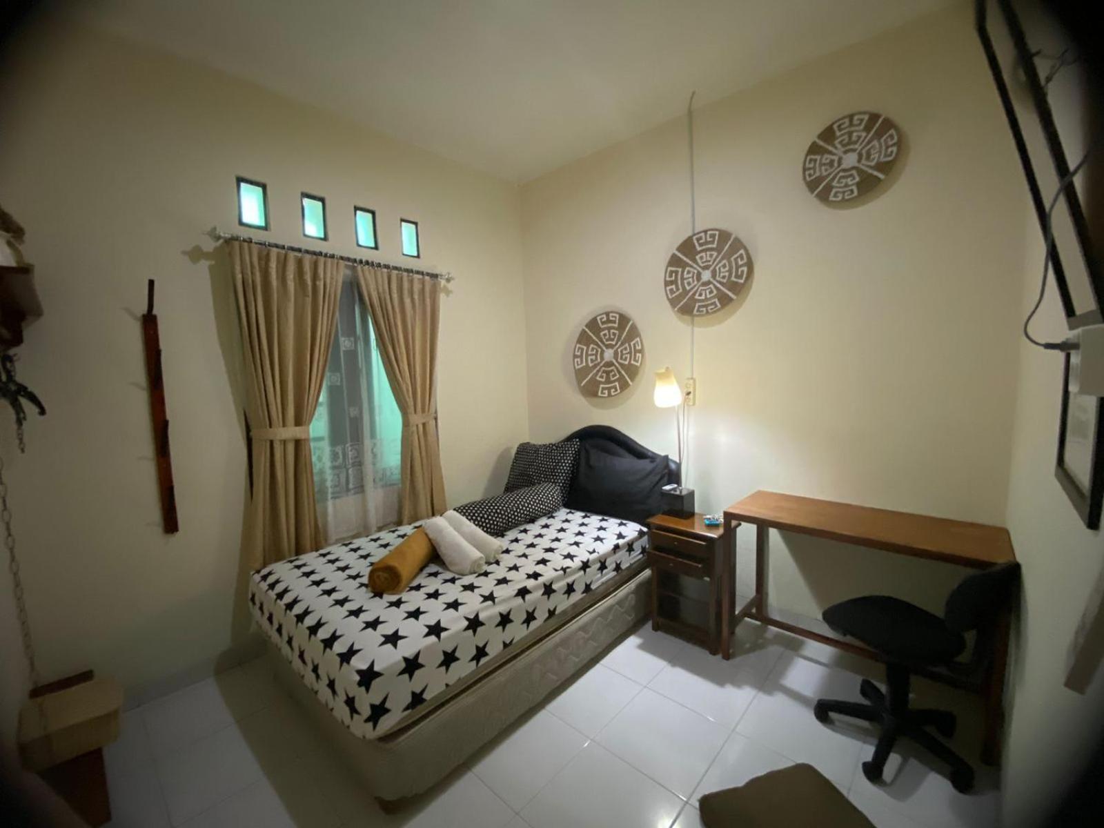 Coliving Jogja Sweet Home Kost Lengkap Di Jogjakarta الغرفة الصورة