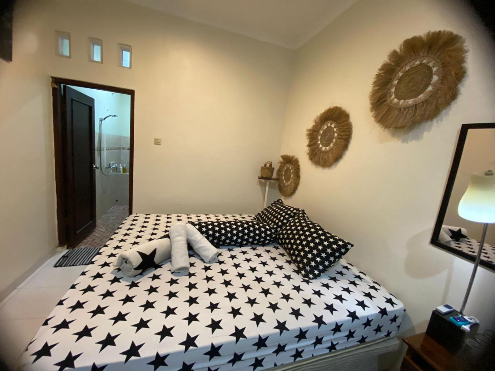 Coliving Jogja Sweet Home Kost Lengkap Di Jogjakarta الغرفة الصورة