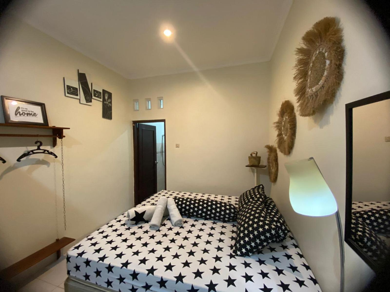 Coliving Jogja Sweet Home Kost Lengkap Di Jogjakarta الغرفة الصورة