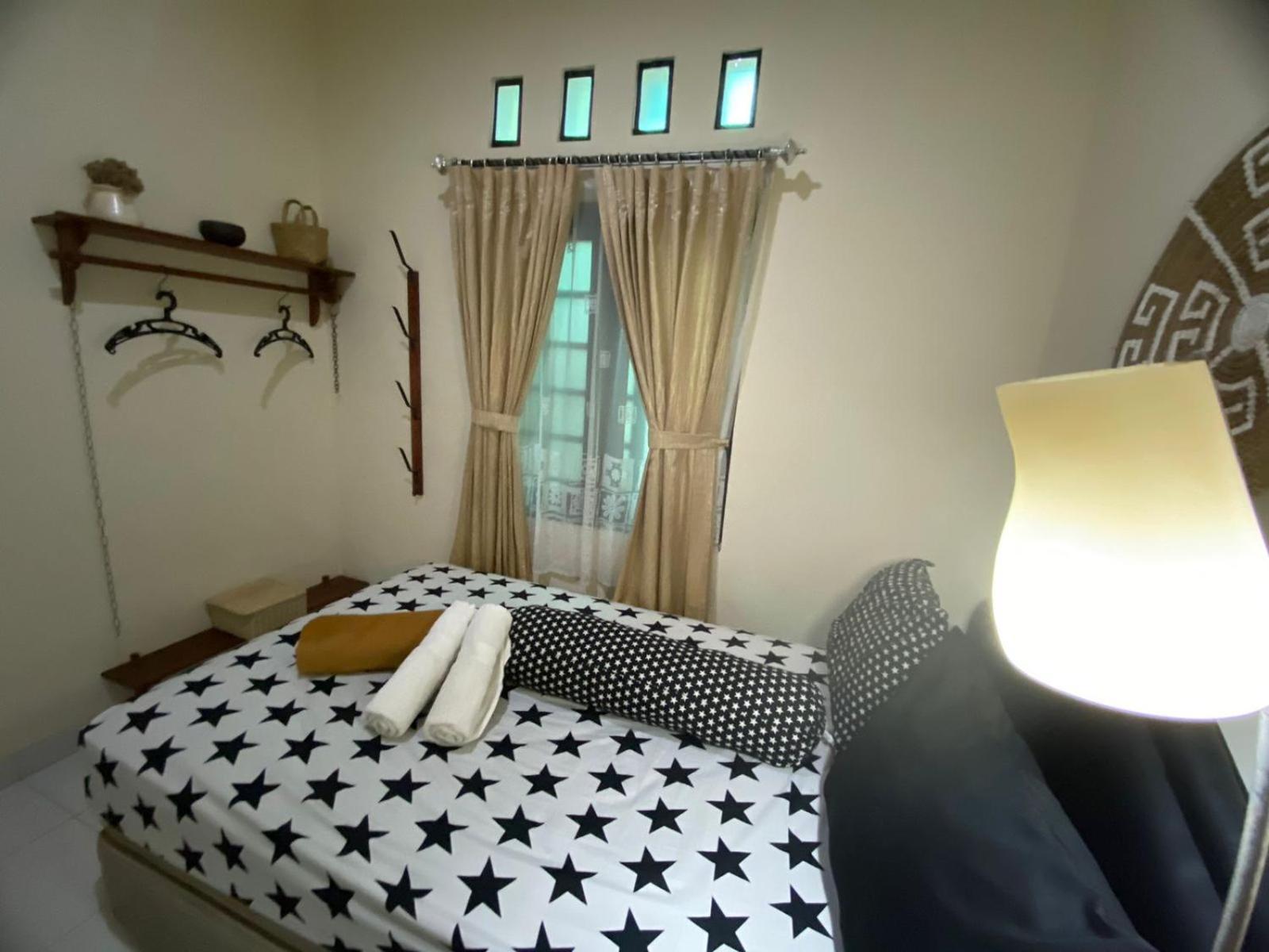 Coliving Jogja Sweet Home Kost Lengkap Di Jogjakarta الغرفة الصورة